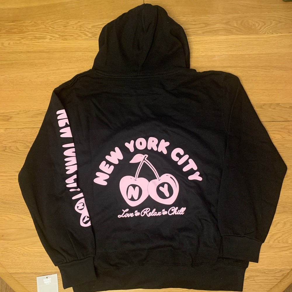Popular Apparel New York City Cherry Black Pullover Hoodie Womens L NWT - Picture 6 of 6